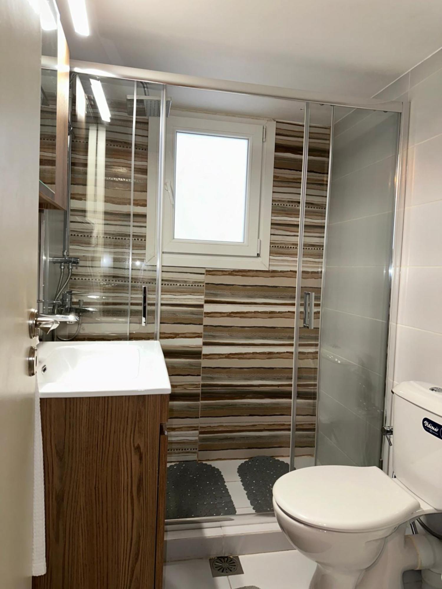 Ζεστή Φωλίτσα Στο Κέντρο. Apartment Athena Bagian luar foto